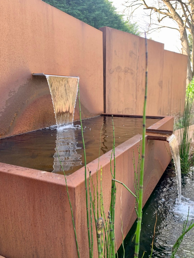 CorTen Pondwall Fixed - 600 water blade