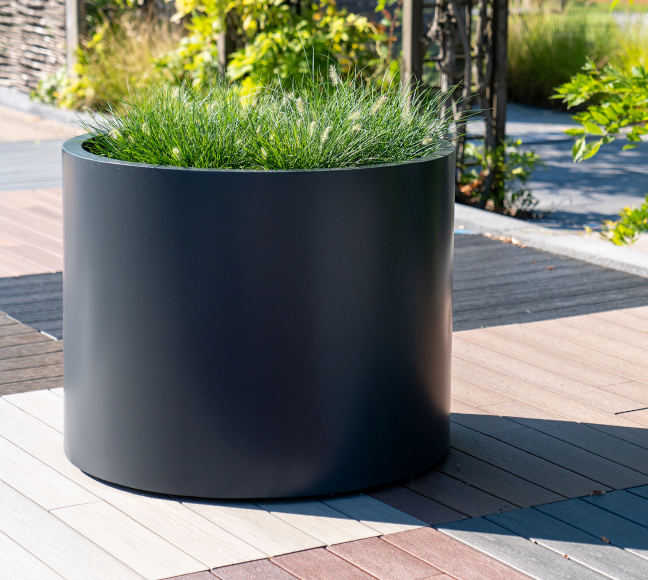 Circum Aluminium Planter