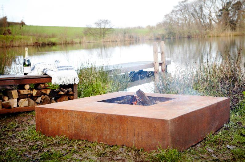 Forno Fire Table - Square